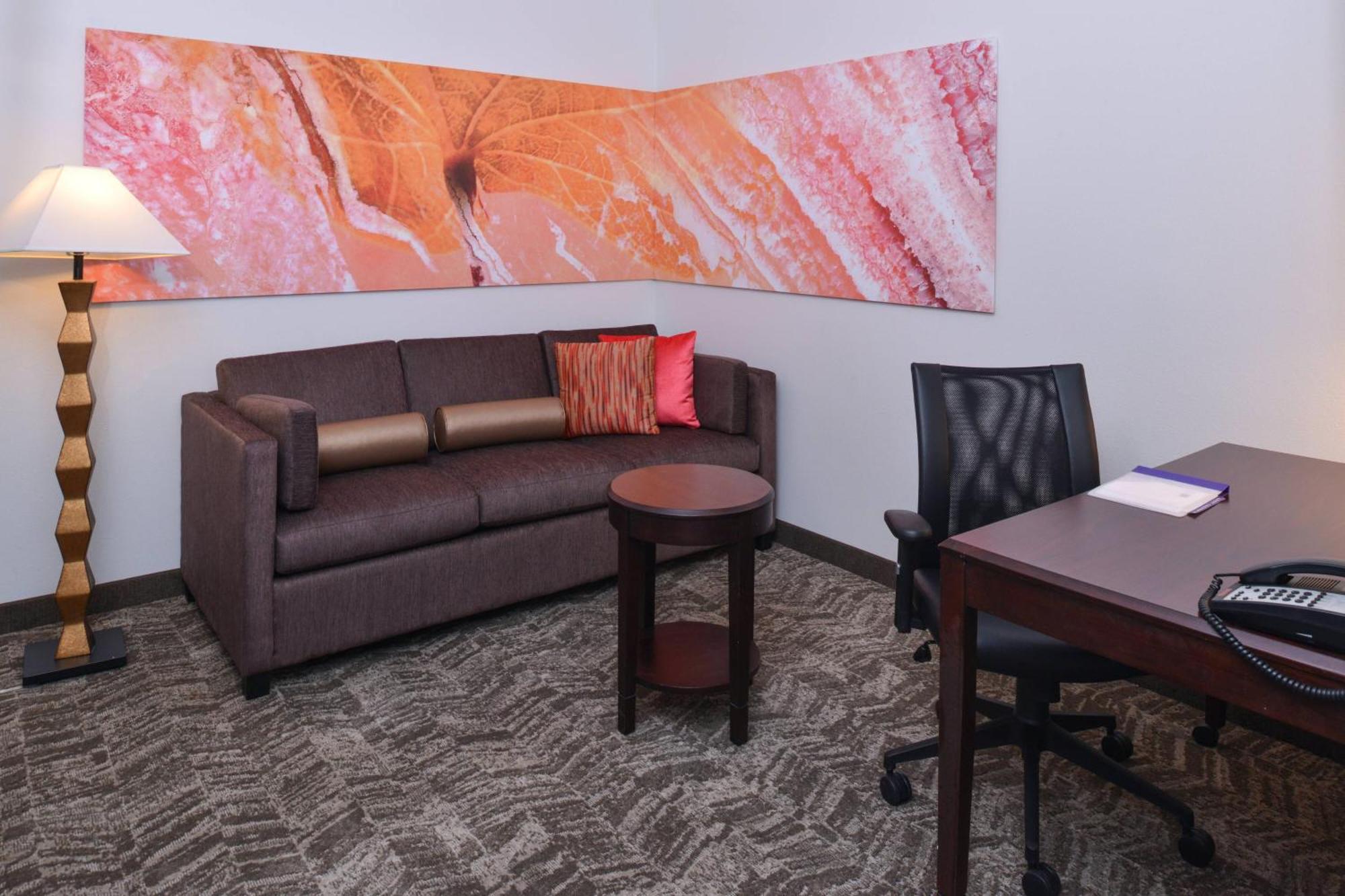 Springhill By Marriott Airport Hotel Oklahoma City